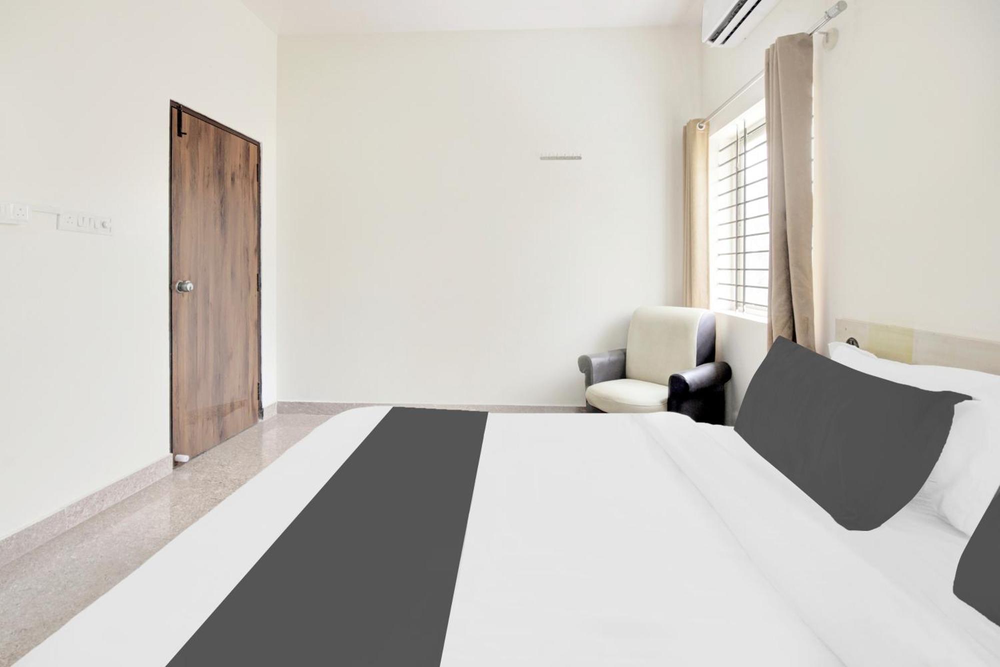 Hotel O Sri Manjunatha Deluxe Suites Bengaluru Zewnętrze zdjęcie
