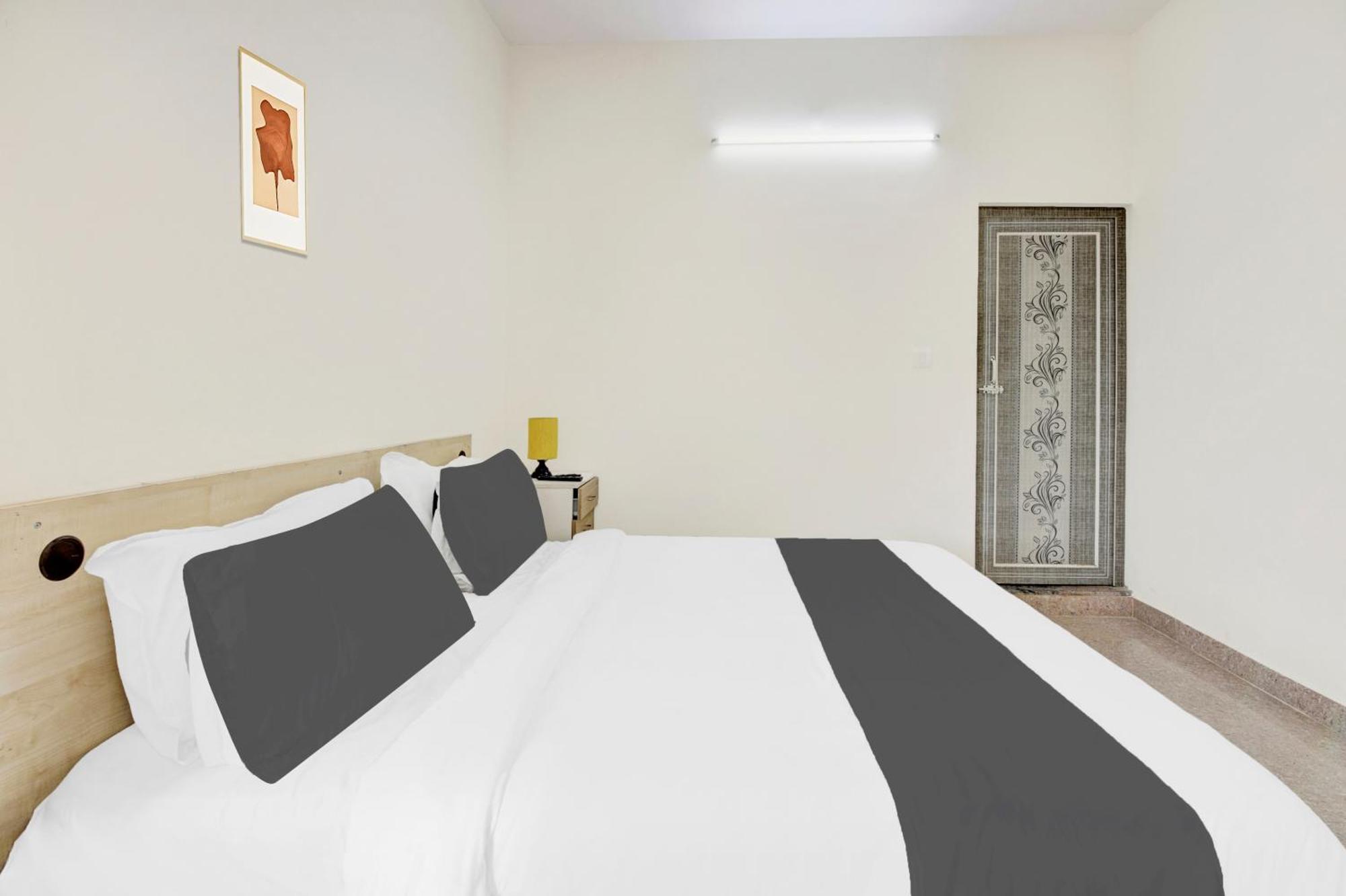 Hotel O Sri Manjunatha Deluxe Suites Bengaluru Zewnętrze zdjęcie
